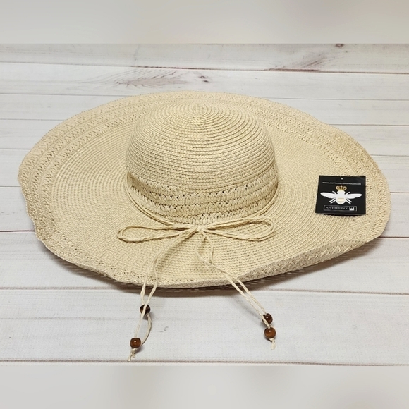 NWT Antthony Straw Floppy Sun and Beach Hat - Picture 1 of 7
